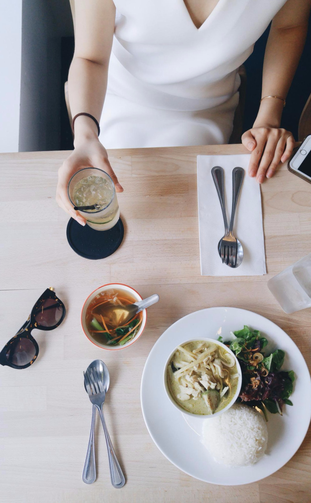 2016-07-20 09.44.10 1.jpg