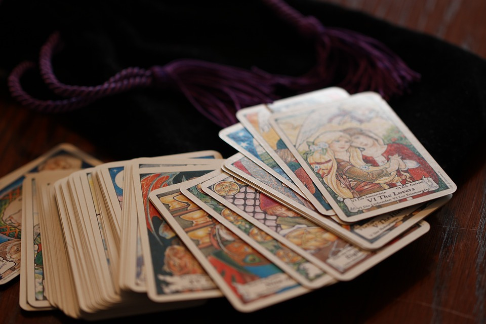 tarot-991041_960_720.jpg