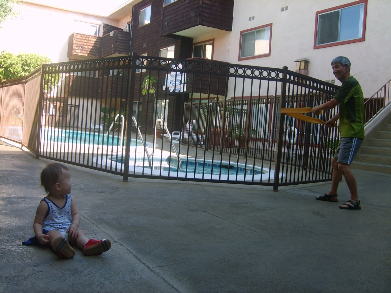 j_fieUd018svc1hu2pbknpnmcb_q3rq1l (2).jpg