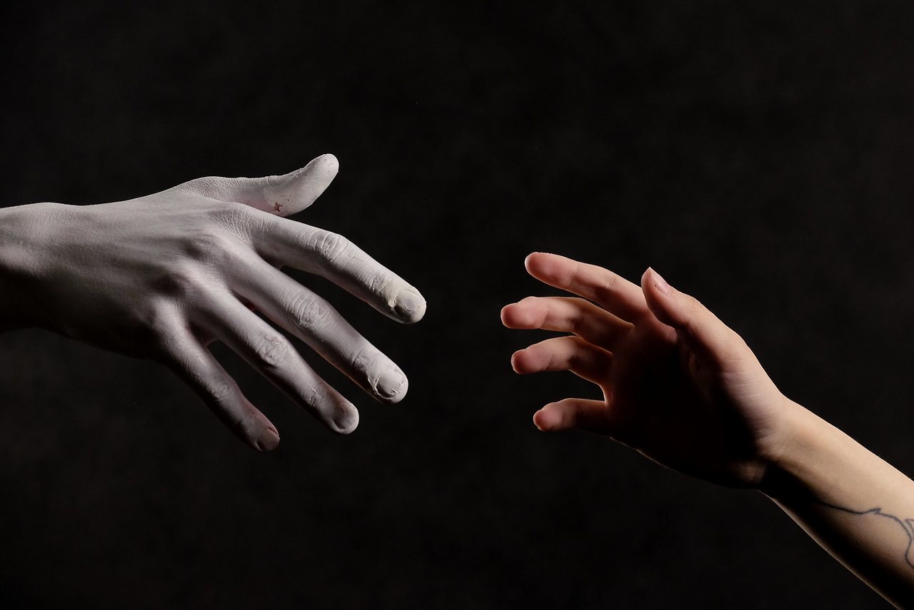 4 alexey-derevtsov-727ZLbrK8l0-unsplash.jpg