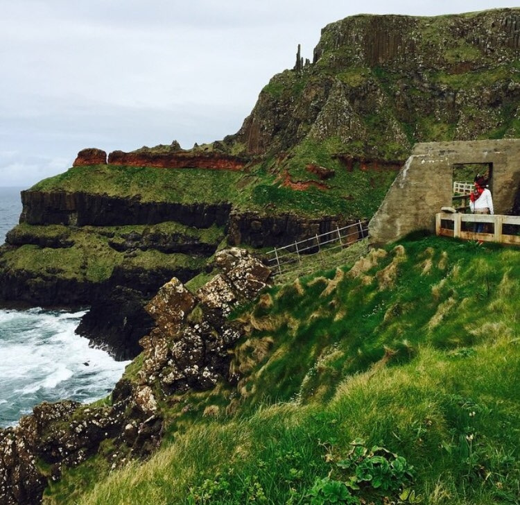 giant's causeway2.jpg