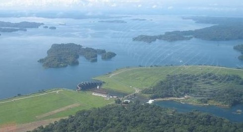 gatun dam.jpg