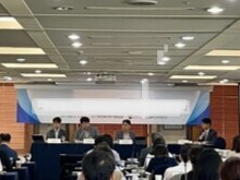 세미나 사진(편집).jpg