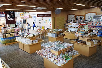 特産品販売コーナー.jpg
