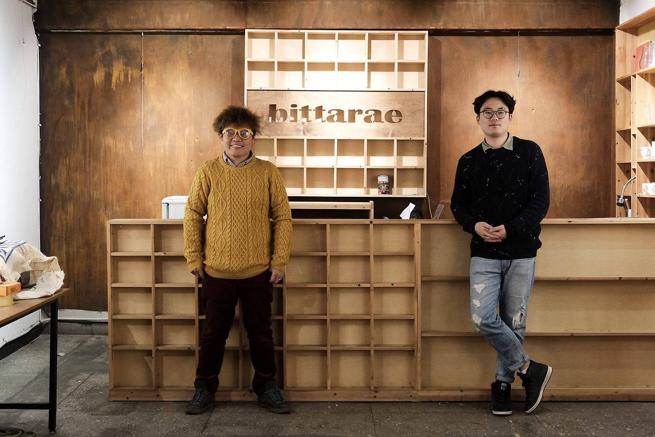 빛타래 문닫는 날 케이채작가와 송광찬 작가.jpg