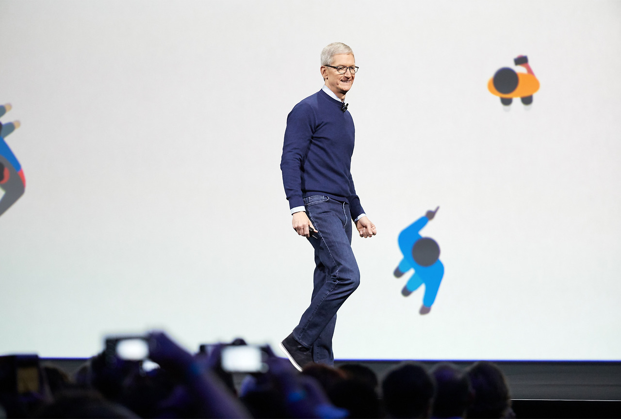 wwdc_sj_keynote_tim-cook.jpg