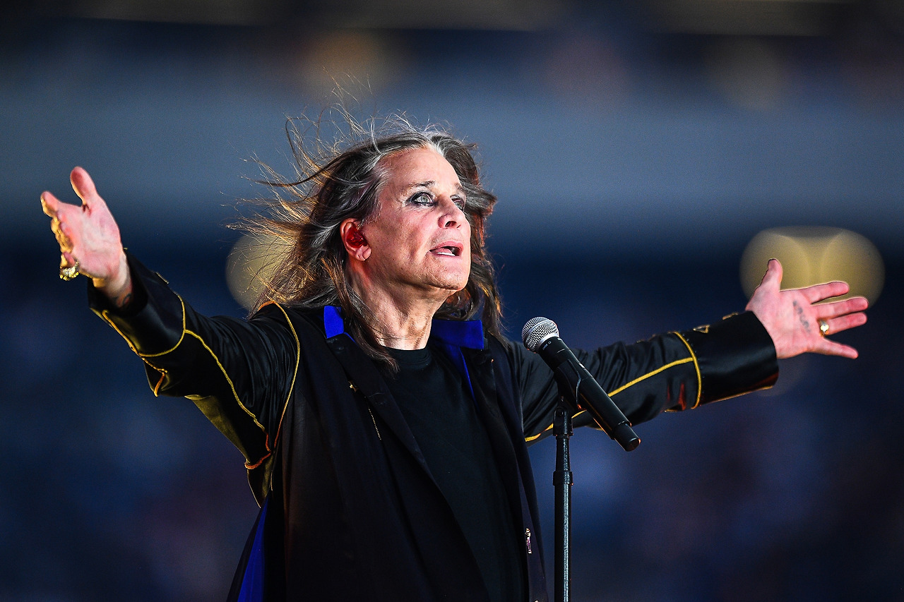 230201-Ozzy-Osbourne-ew-225p-5a82e4.jpg