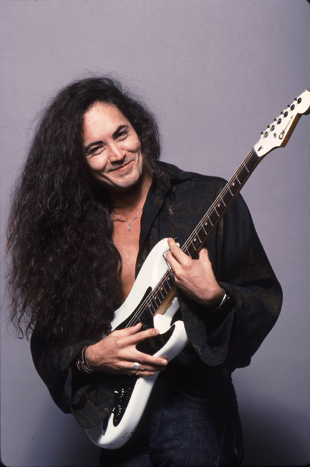 jake-e-lee-1.jpg