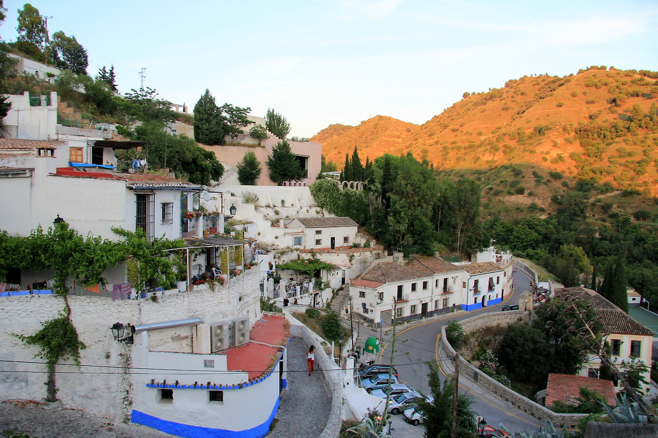 Sacromonte-neighbourhood.jpg
