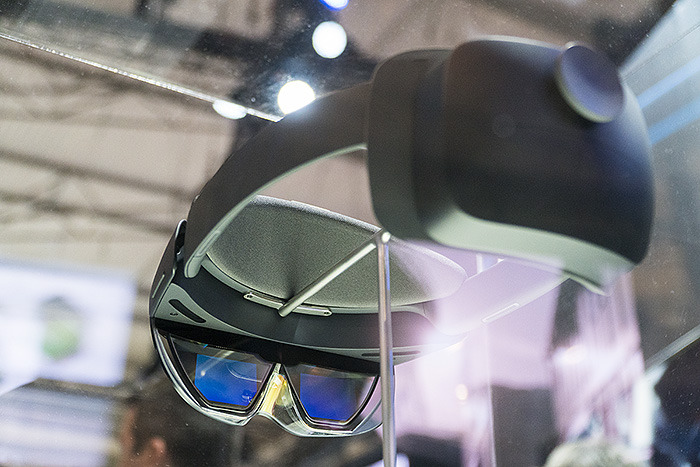 hololens2_09.jpg