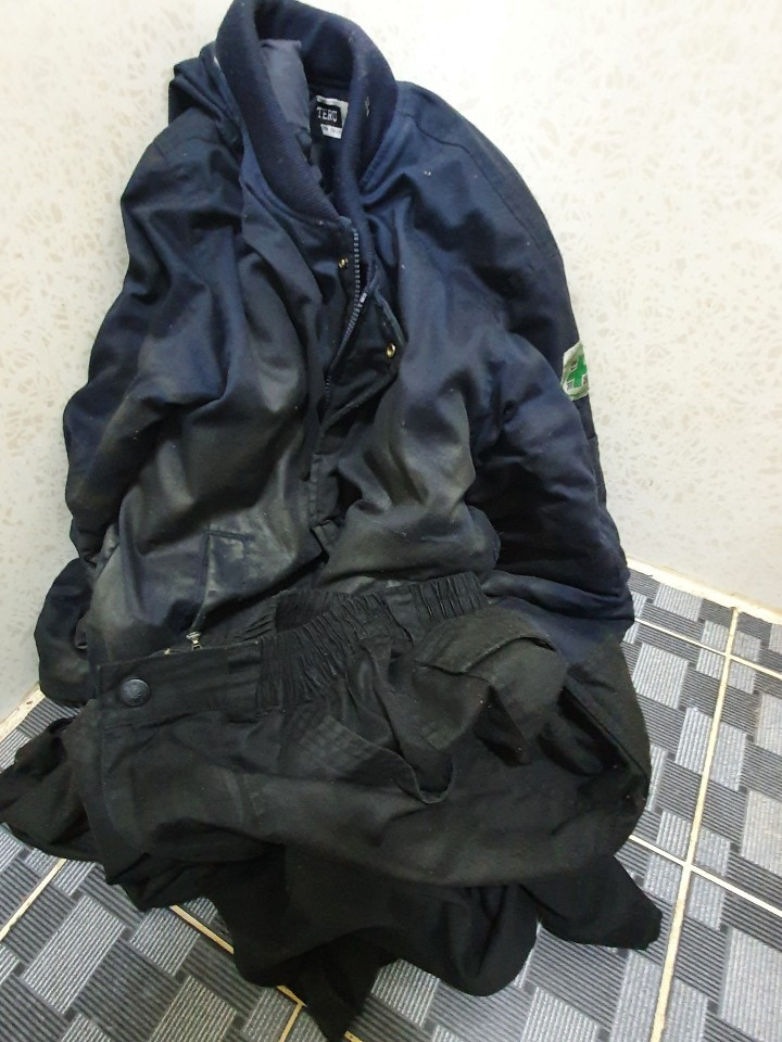 아빠 작업복.jpg