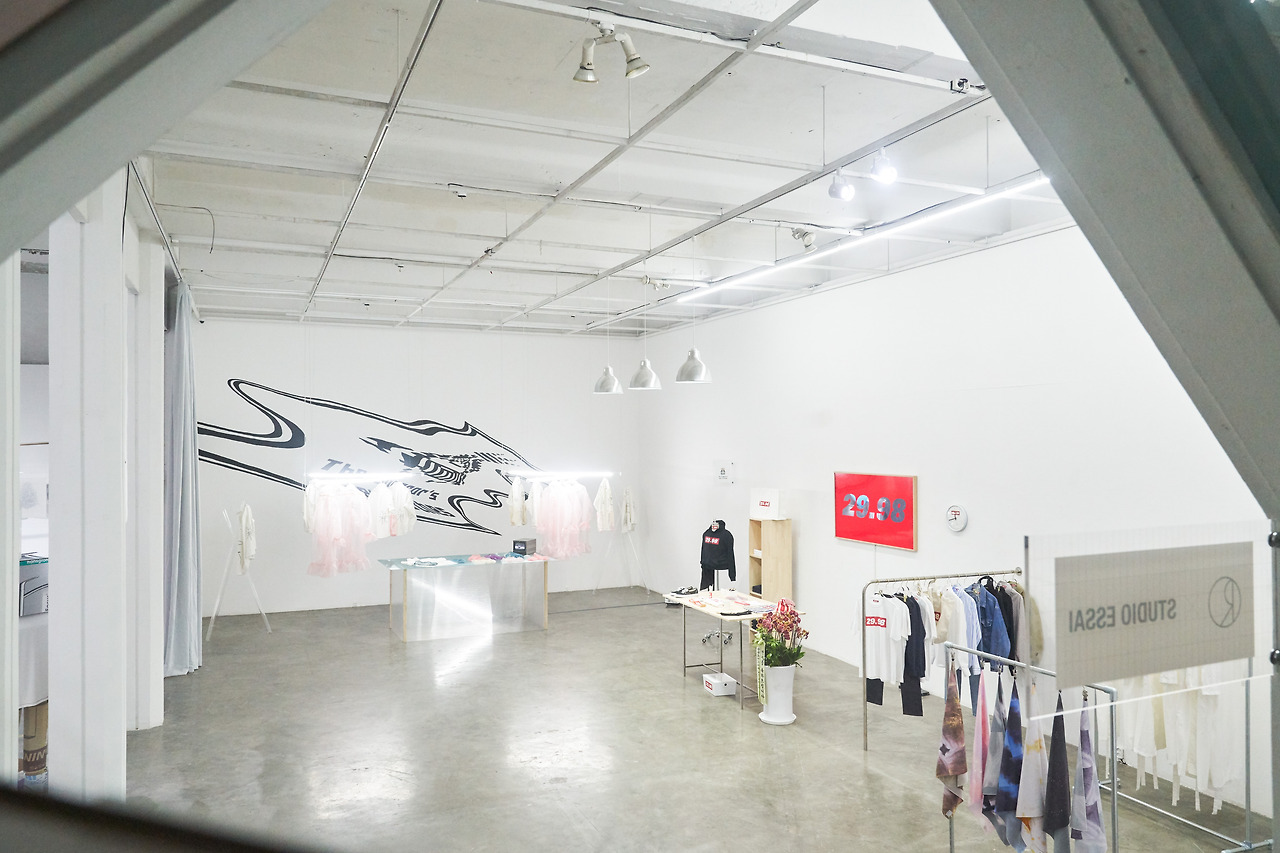 베틀, 배틀 인스톨뷰 from the glasswindow.jpg