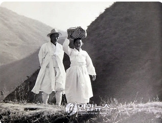 부부 외출복.jpg