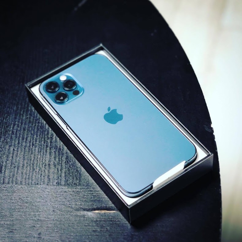 아이폰12.jpg