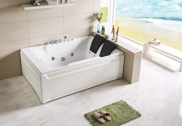 alcove-jet-bathtub-with-backrests-two-person-design-lumbar-body-and-foot-massage-600x416.jpg