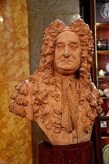 220px-Bust_of_Sir_Hans_Sloane_by_Michael_Rysbrack%2C_c._1694-1700%2C_currently_housed_in_the_British_Museum_in_London.jpg