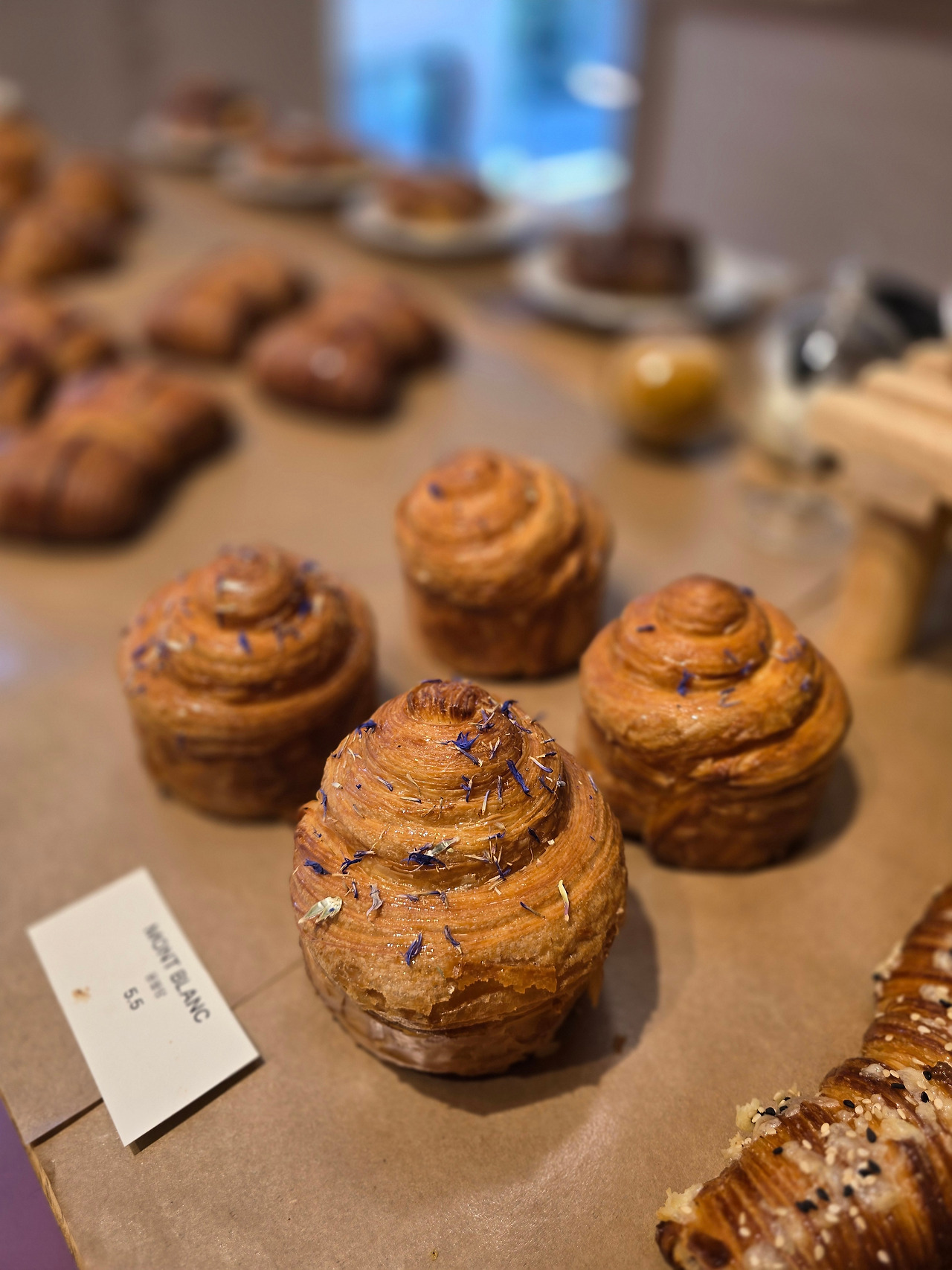 1. 달링베이커리 -누끼 사진.jpg