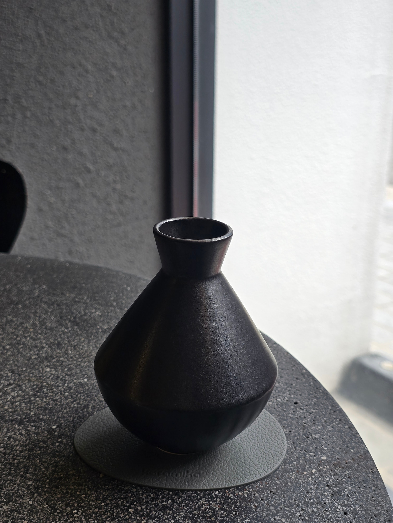 3. 커피 휘엘 누끼 사진.jpg