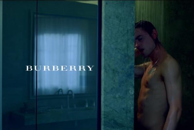 버버리 스냅챗.jpg