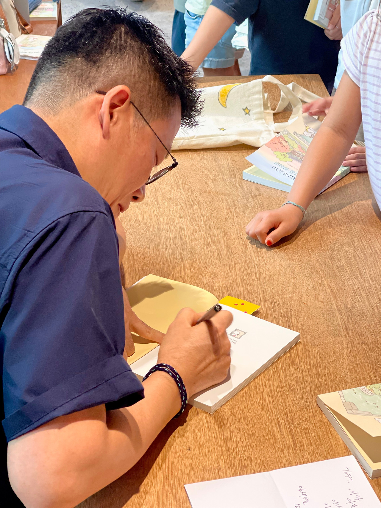 250913토 버찌책방×옛 그림으로 탐험하는 조선의 궁궐 - 46.jpg