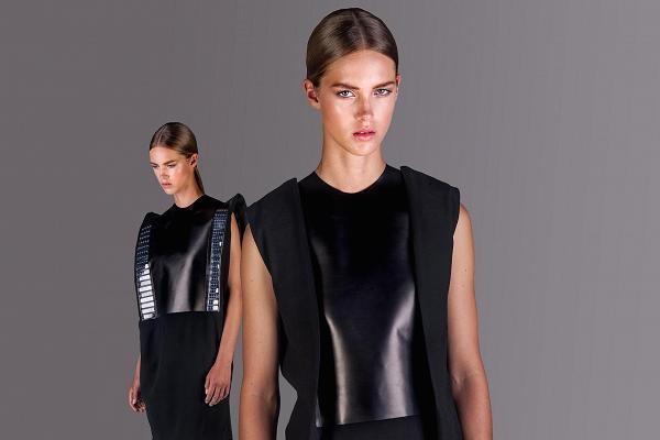 100848978-Wearable_Solar_Dress_Mike_Nicolaassen.600x400.jpg