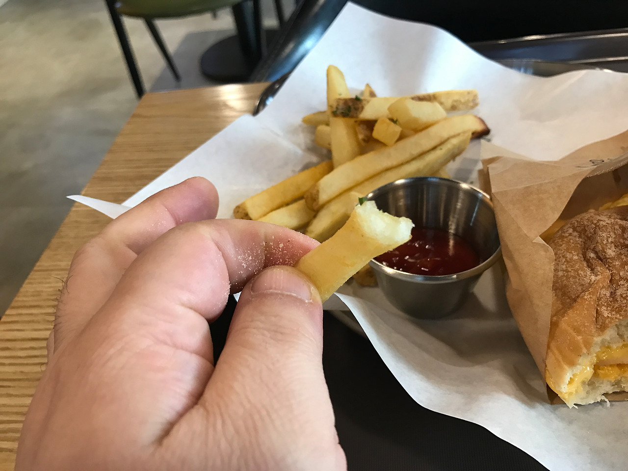 2016-11-01 13.10.39 (1).jpg