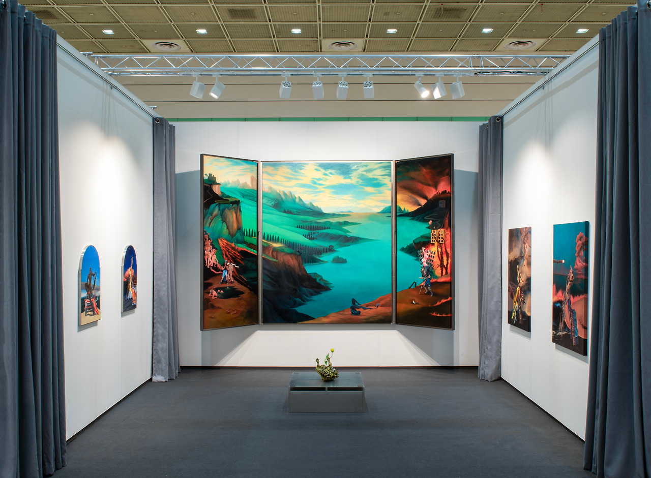 실린더 Post_Truth_Frieze_Seoul_Focus_Asia_F6.jpg