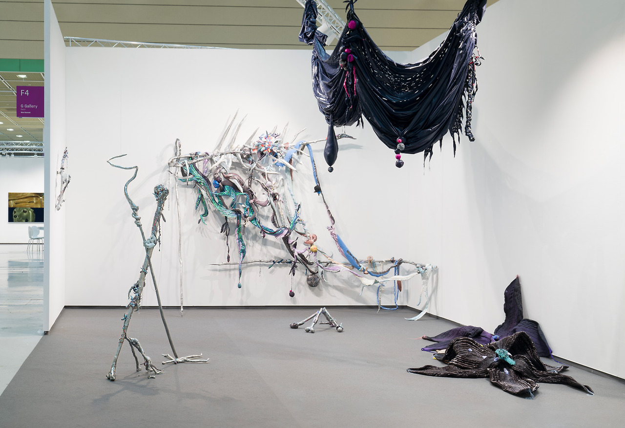 지갤러리 (1) 우한나의 작업을 선보인 지갤러리의 Frieze Seoul 2023 부스.jpg