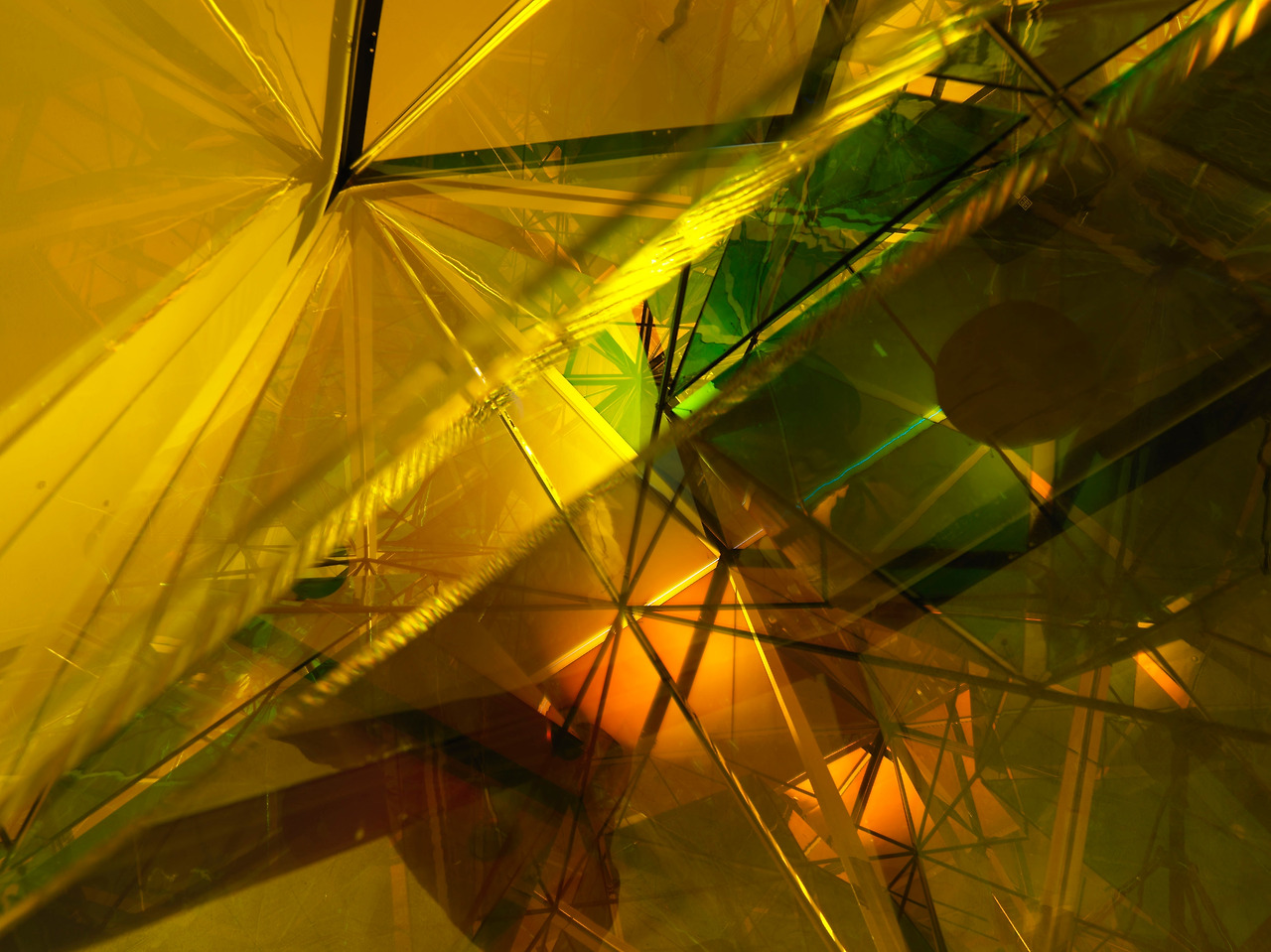 6. Your_polyamorous_sphere_OE110522_041.jpg