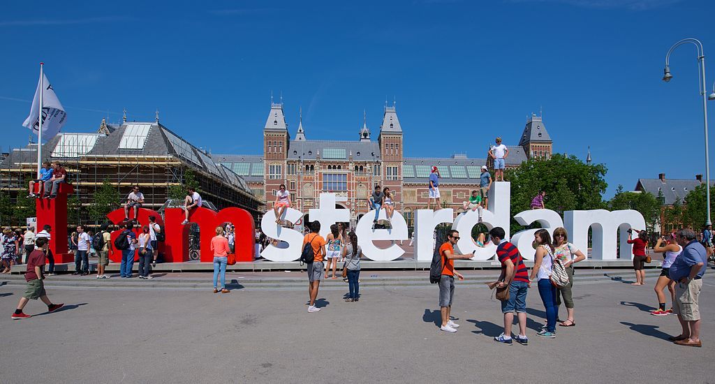 I_amsterdam_(9259130734).jpg