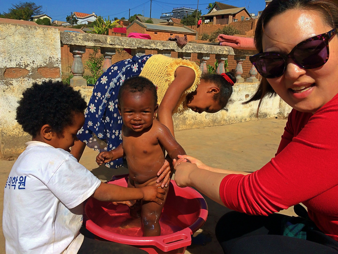 2. 자카랴 목욕사진_보정.jpg