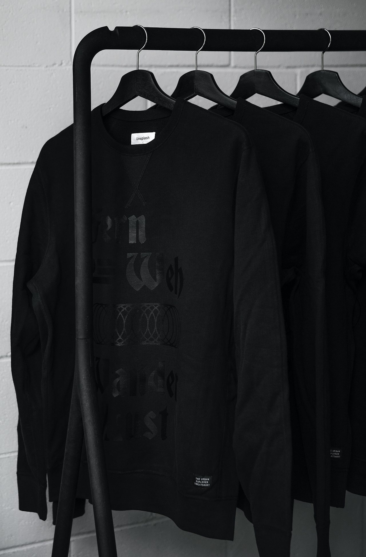 tobias-van-schneider-gCeCpP15V1o-unsplash (1).jpg