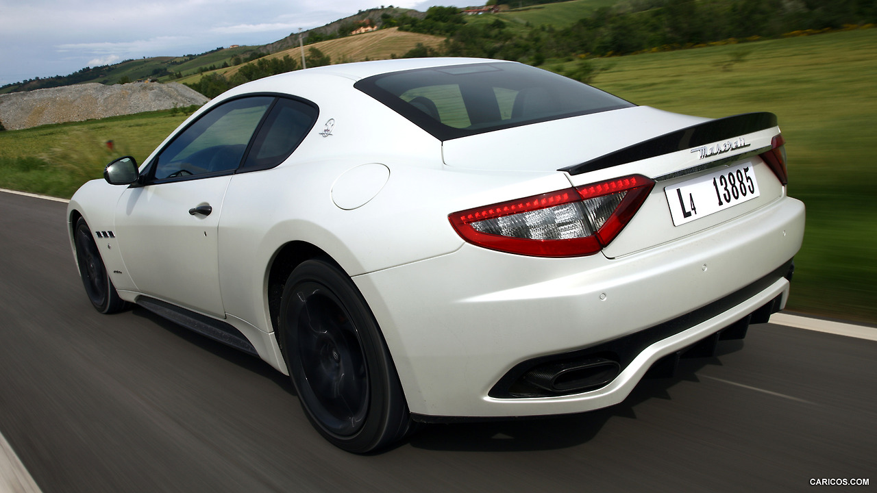 2013_maserati_granturismo_sport_25_1920x1080.jpg