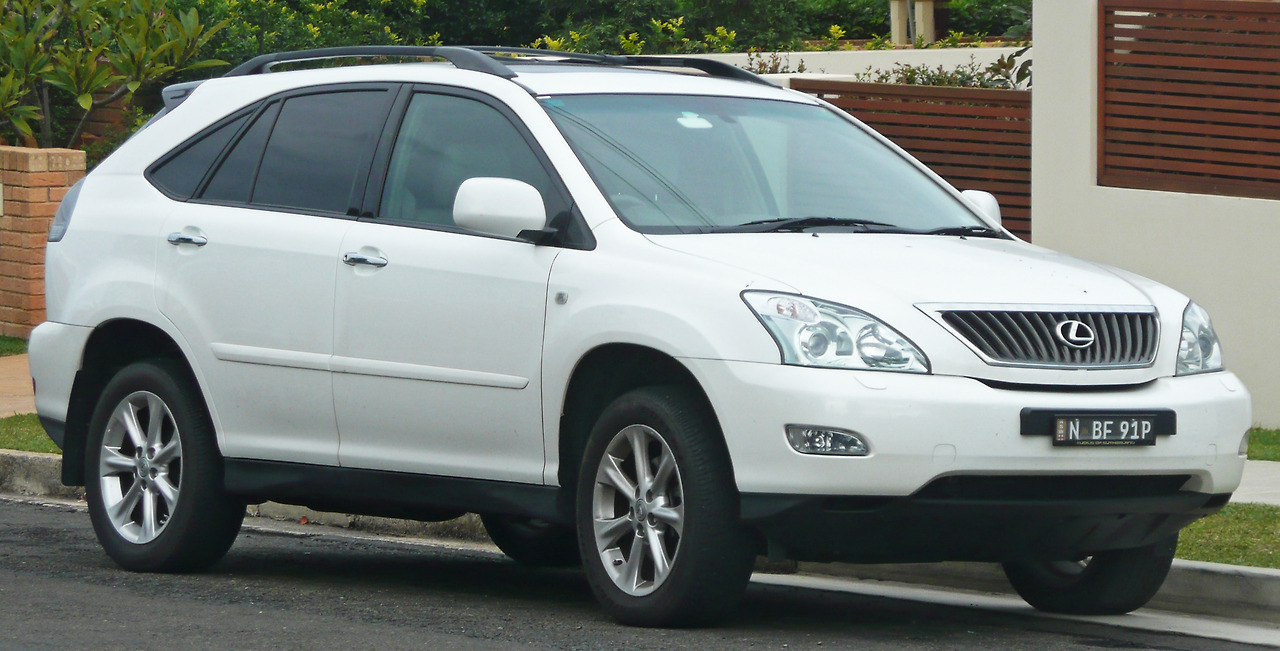 2007-2008_Lexus_RX_350_(GSU35R)_Sports_Luxury_wagon_02.jpg