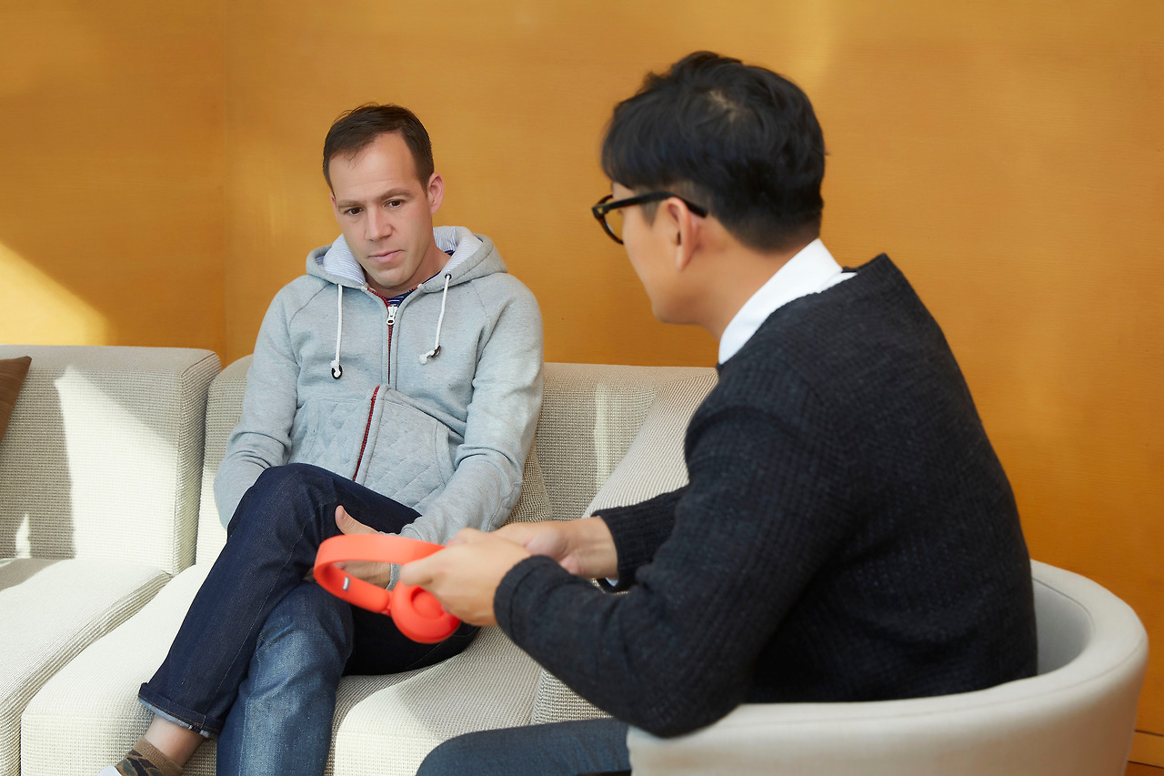 Beats by Dr. Dre_Beats Solo Pro Session_Dec. 06 2019 (1).jpg