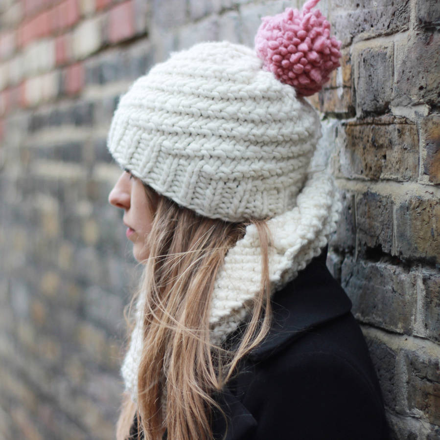original_luca-pom-hat-knitting-kit-for-beginners.jpg