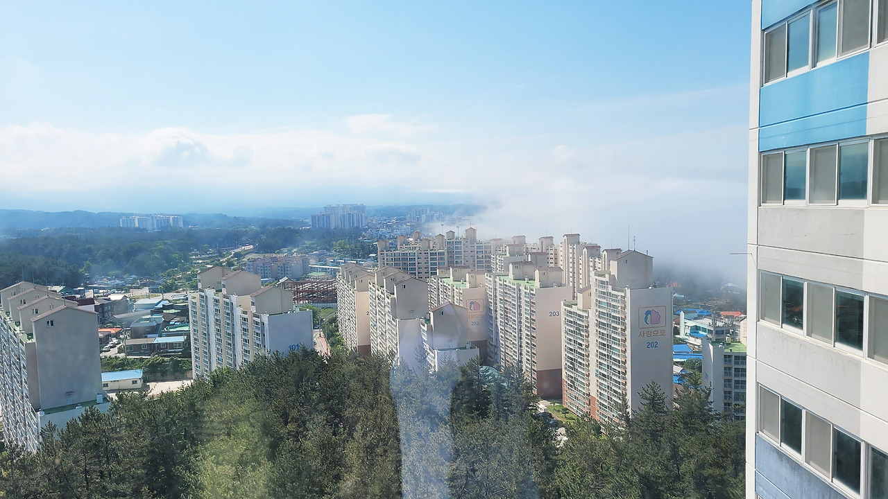 20230529 2_박이추커피_the30_바닷가 (1).jpg