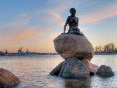 the-little-mermaid-copenhagen-denmark.jpg