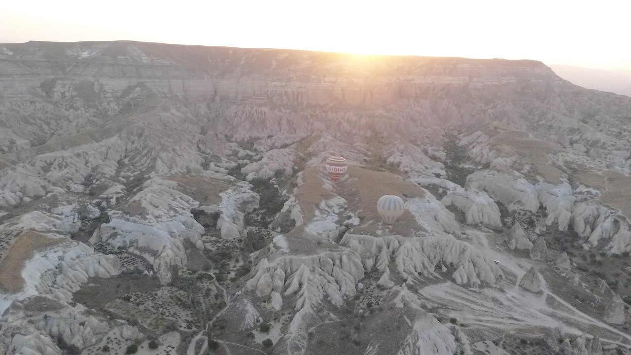 카파도키아의 일출.jpg