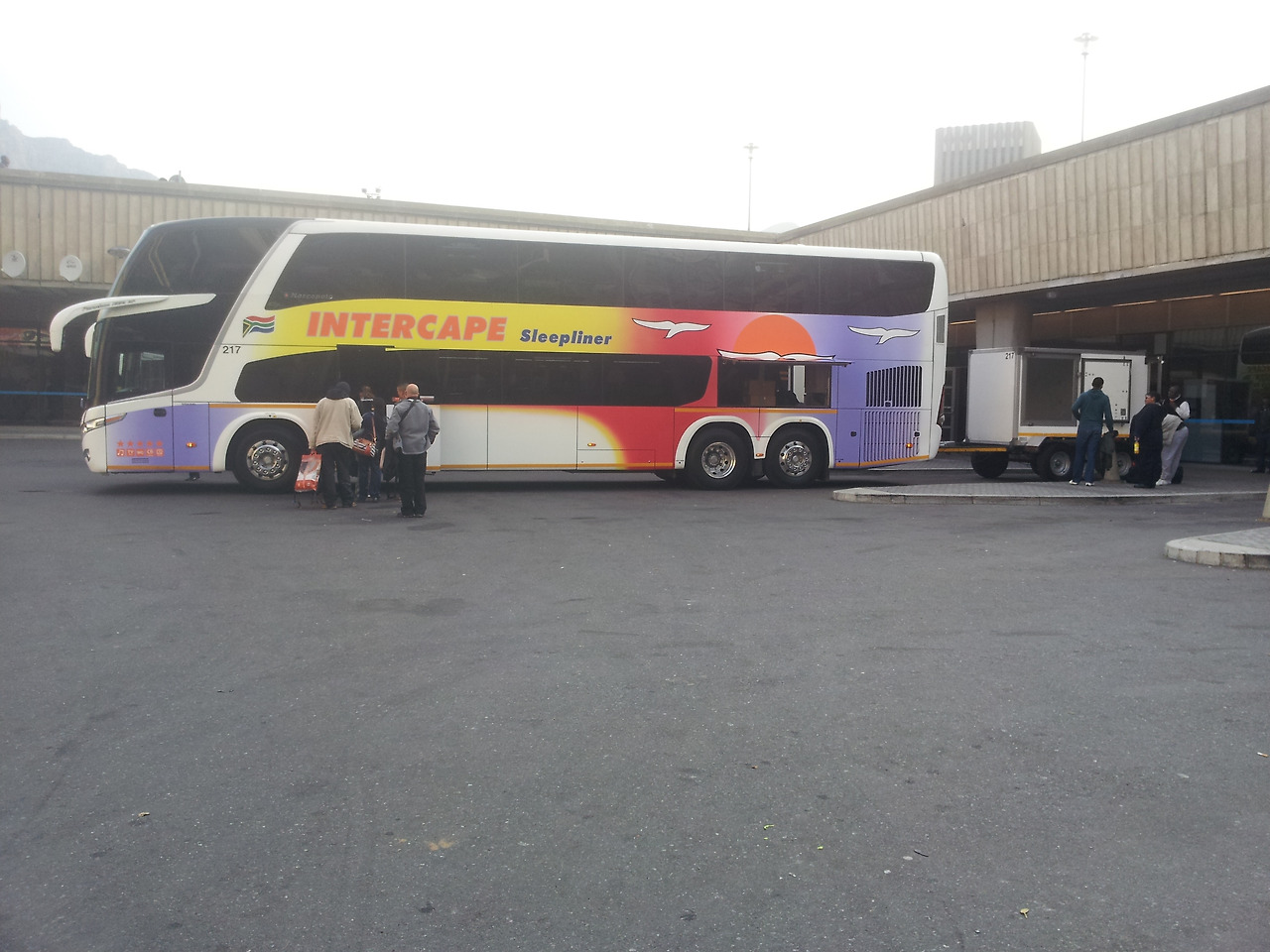 60인승 inter cape 2층 버스.jpg