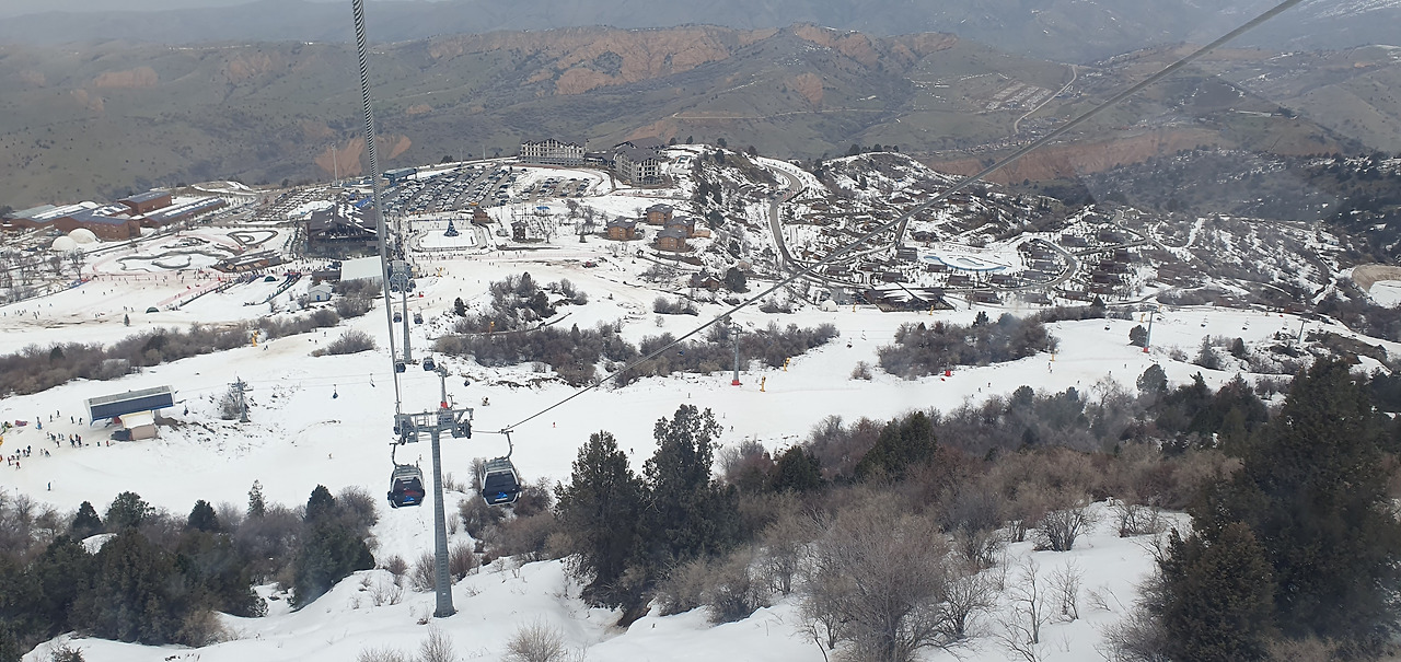 17-1. 케이블카에서 내려다 본 아미르소이 리조트 제2정류장 주변 모습, 20240106_151803.jpg