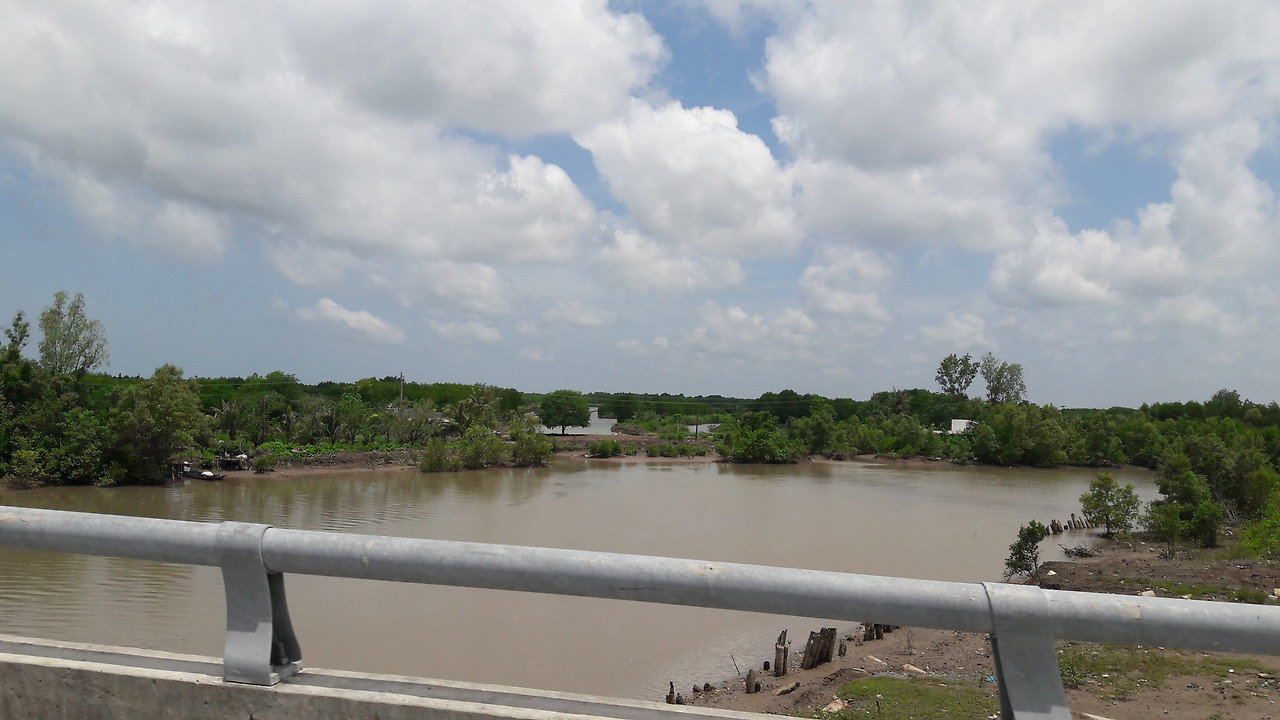 2. 베트남 땅끝 까마우 농촌.jpg