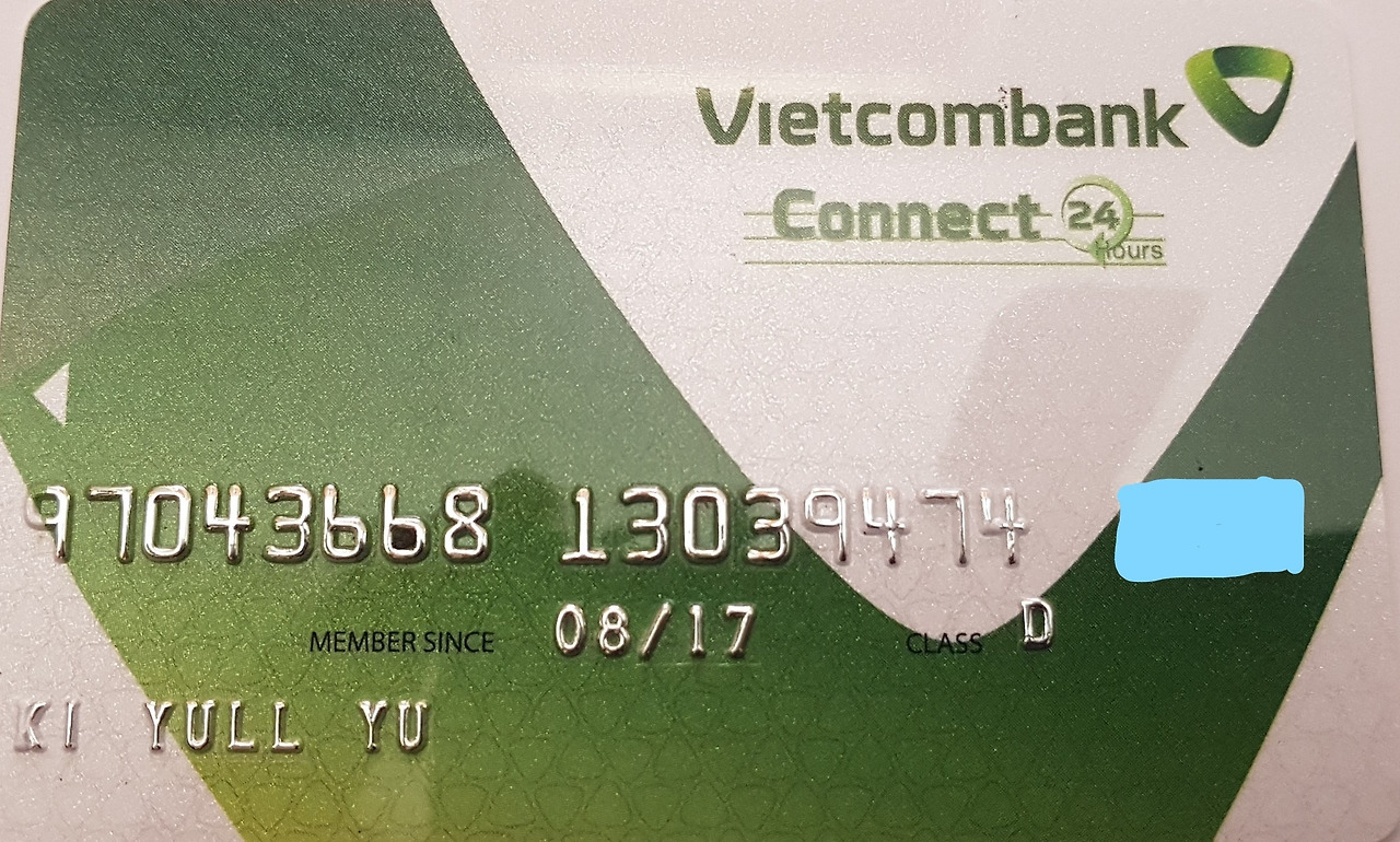 Vietcom 은행 카드 앞면-1.jpg