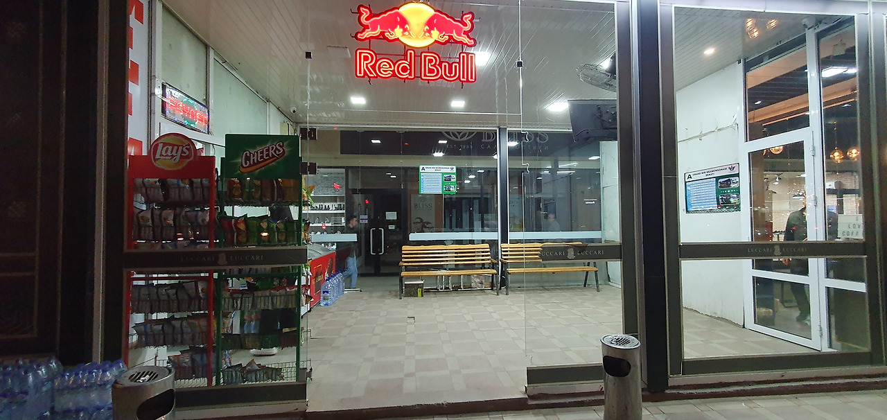 버스정류장 내부, 20230315_195007.jpg