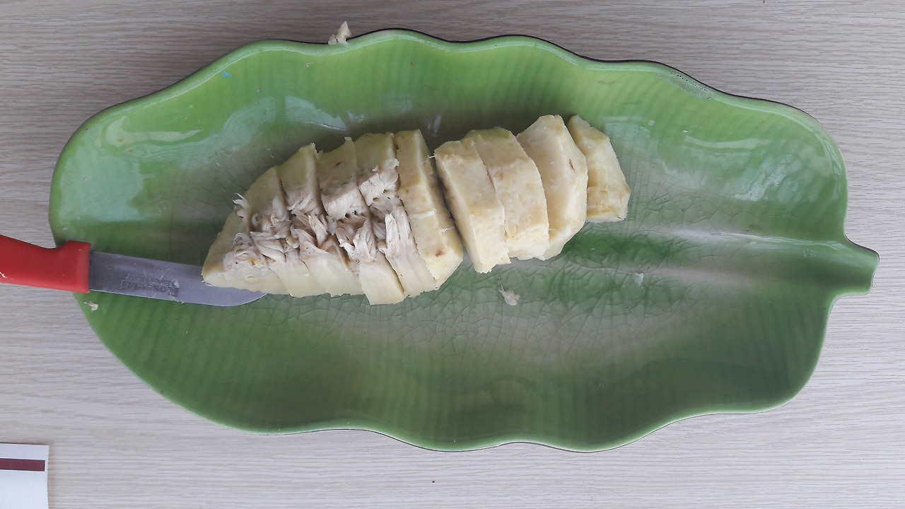 찐 열매 껍질을 벗겨 썰어놓은 모습,20180210_084751 (4).jpg