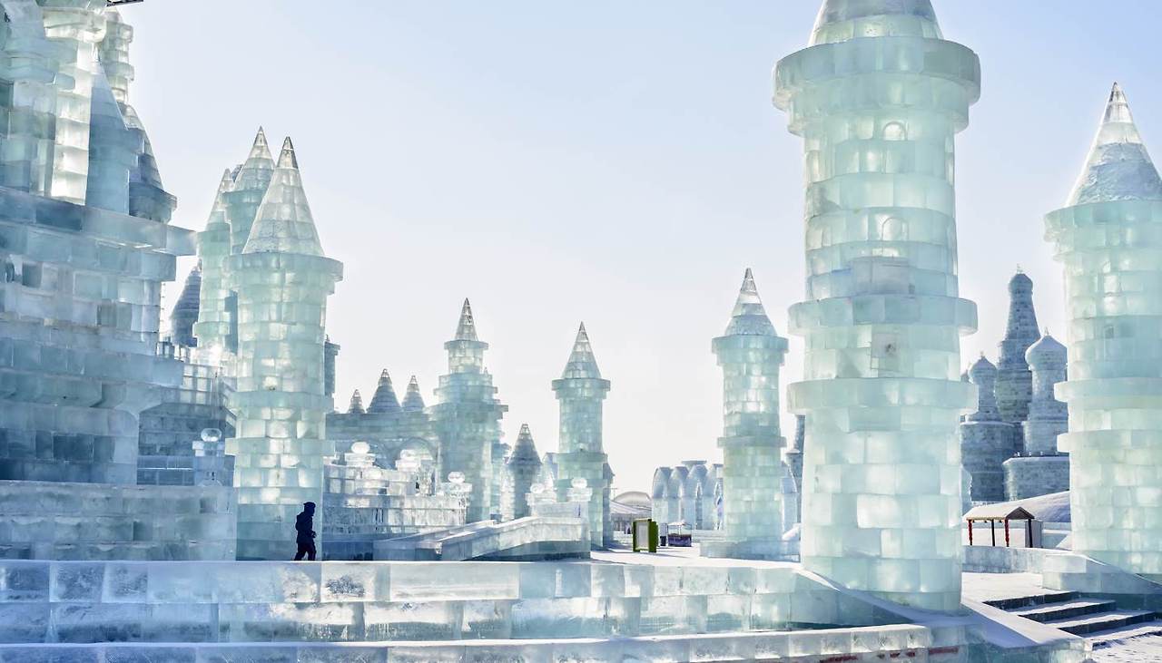 harbin ice city.jpg