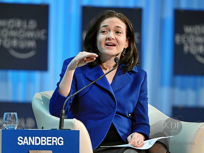 asd3sheryl-sandberg-from-the-moment-they-leave-school-the-messages-for-women-are-different.jpg