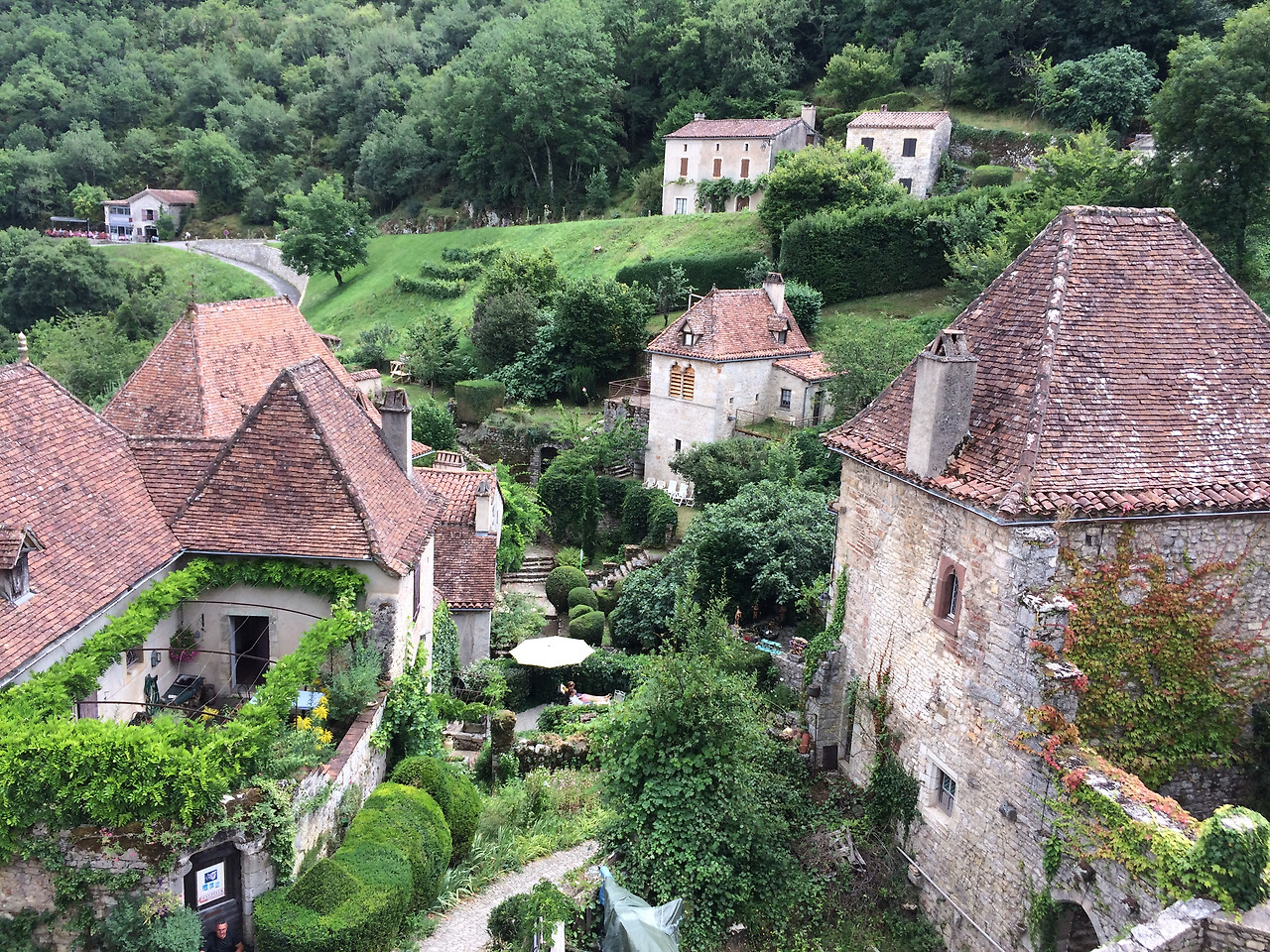 St Cirq Lapopie_Village.jpg