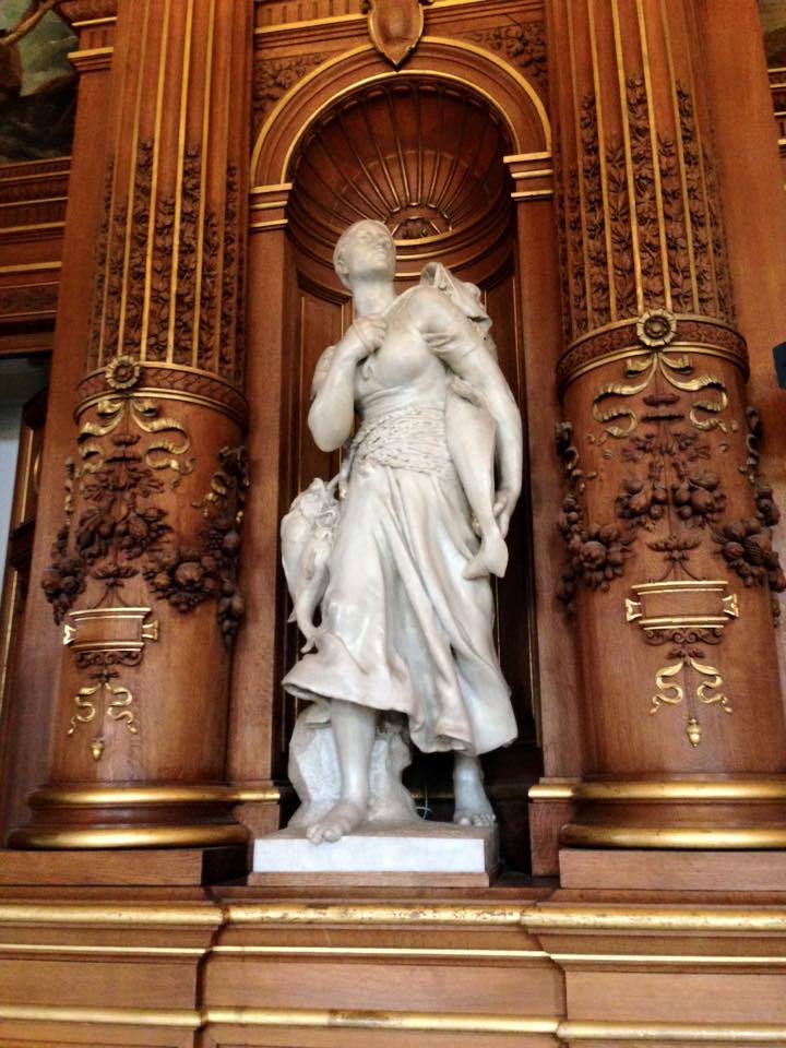 Hôtel_de_Ville_sculpture_6.jpg