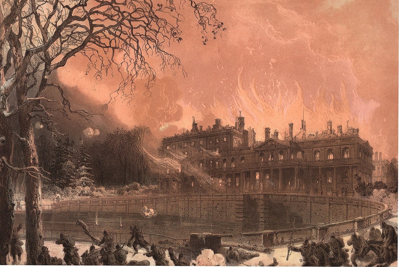 1612px-Château_de_Saint-Cloud_en_flammes_01.jpg